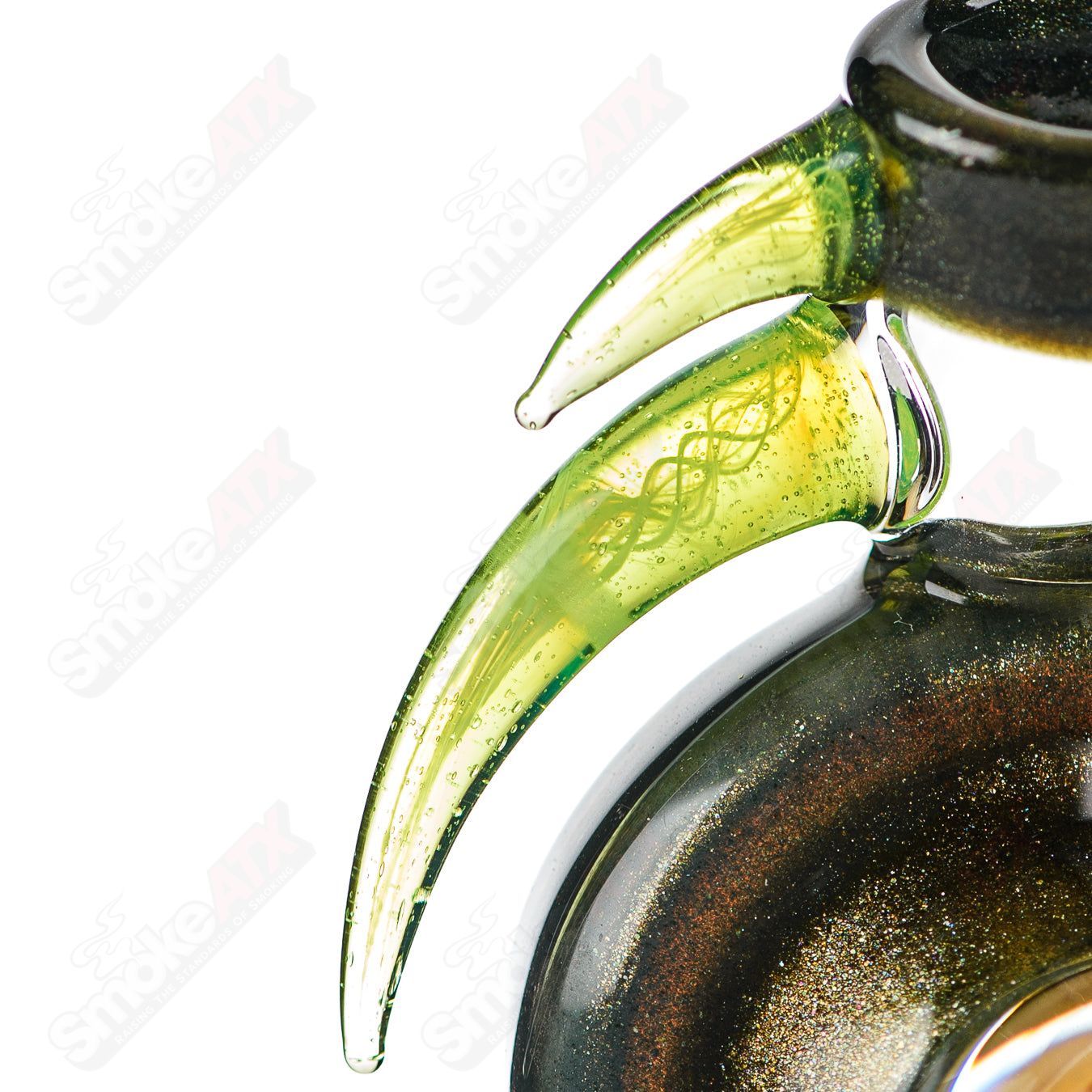 Fillacello DiscRig by Freeek Glass, a heady glass concentrate rig with vibrant Slyme color and intricate glass details.