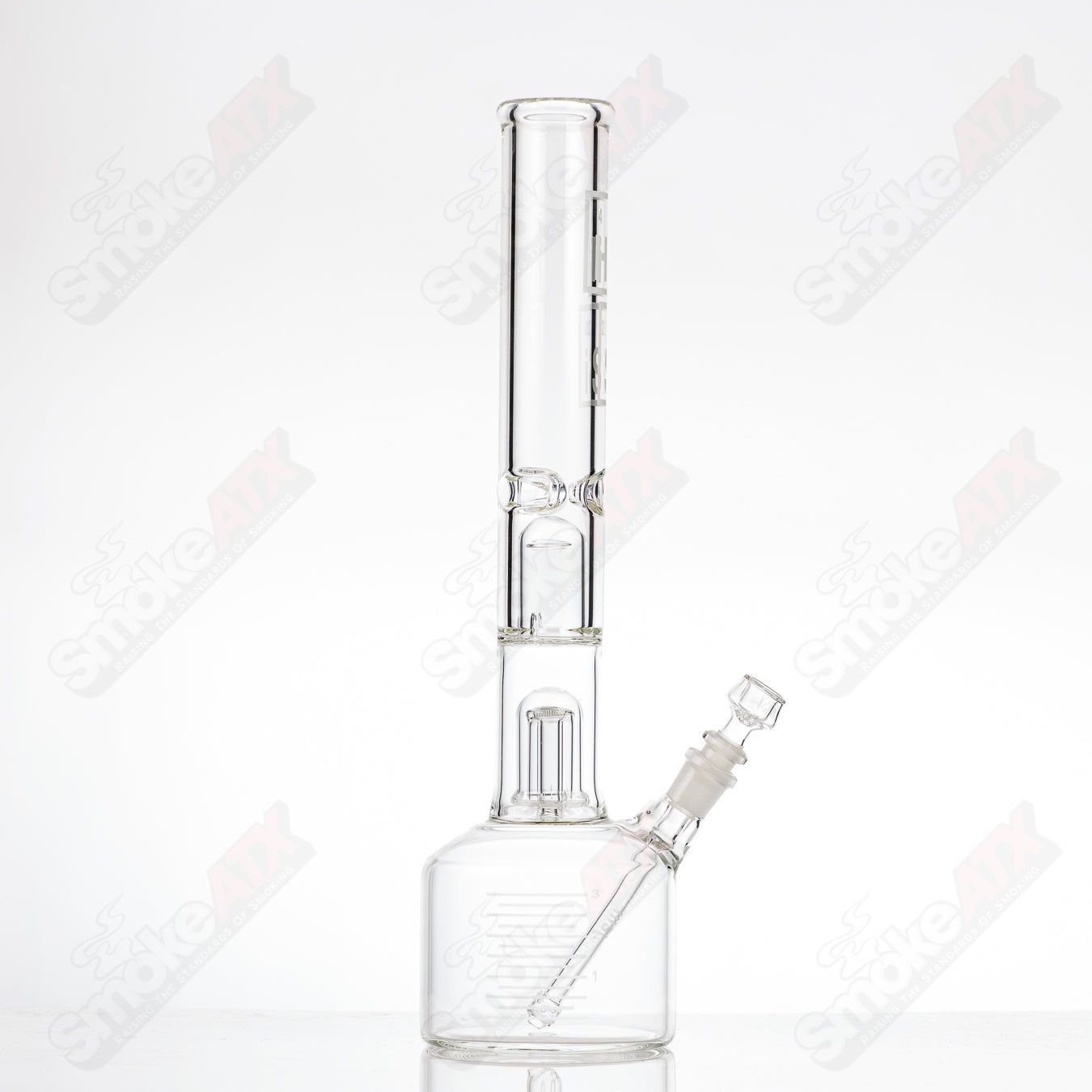 HiSi Glass 17-inch beaker-style glass with 50x5 mushroom perc for smooth filtration and diffusion.