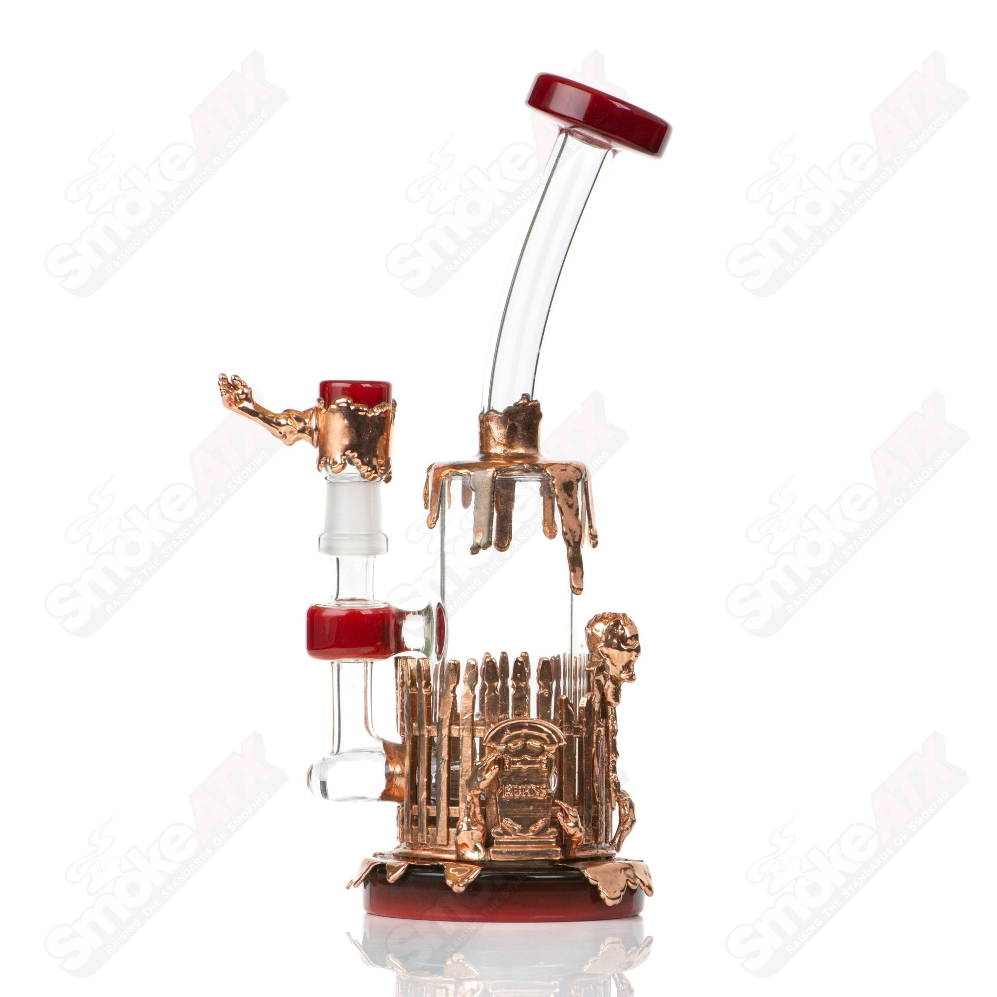 Kuhn Zombiehand Rig, a heady glass concentrate rig featuring a detailed zombie hand design for dabbing experiences.