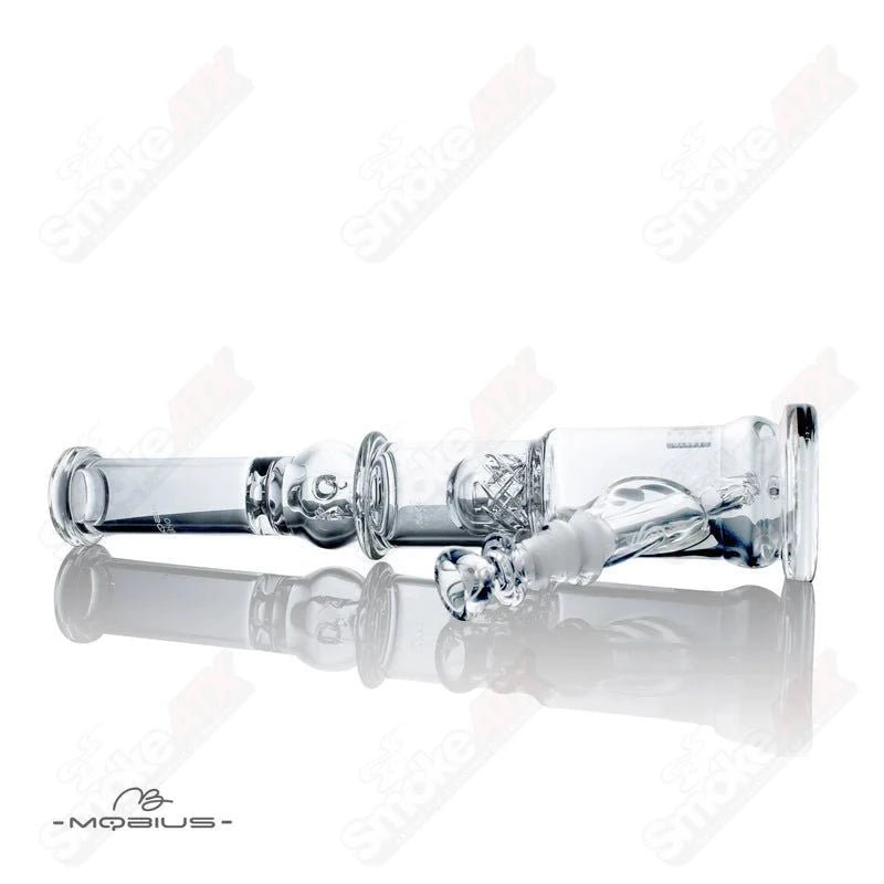 Glass Waterpipe Nano Reti V2 Mobius with sleek design and clear glass body, ideal for smooth smoking experiences.