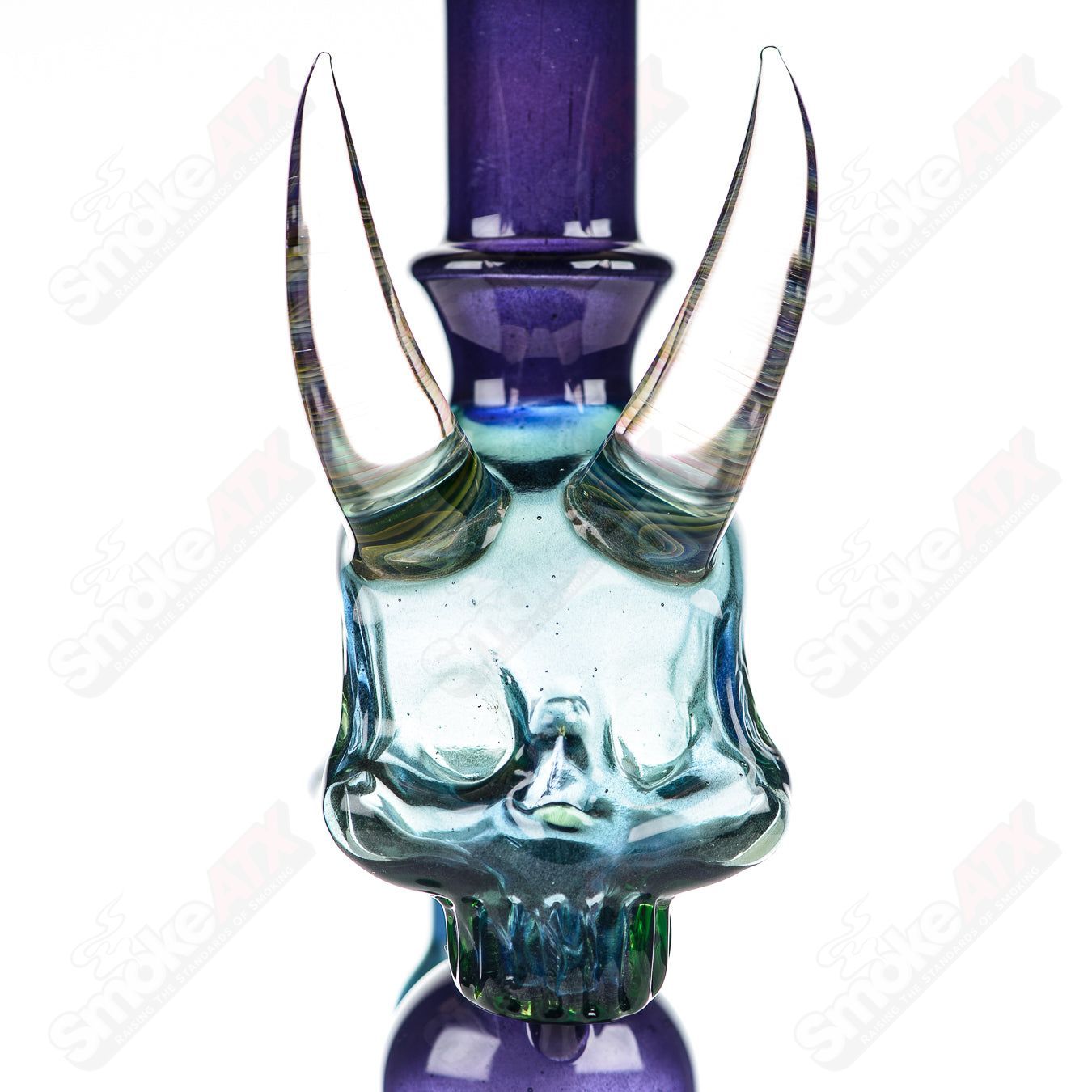 Brando Skull Jammer Rig, heady glass concentrate rig with a skull design, featuring intricate glasswork and vibrant colors.