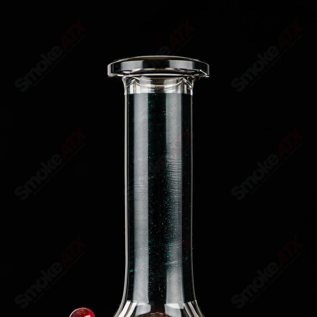 Spore accented Upline Rig by JMass featuring Silver Fox glass, straight tube heady glass for dabbing and vaporizing.