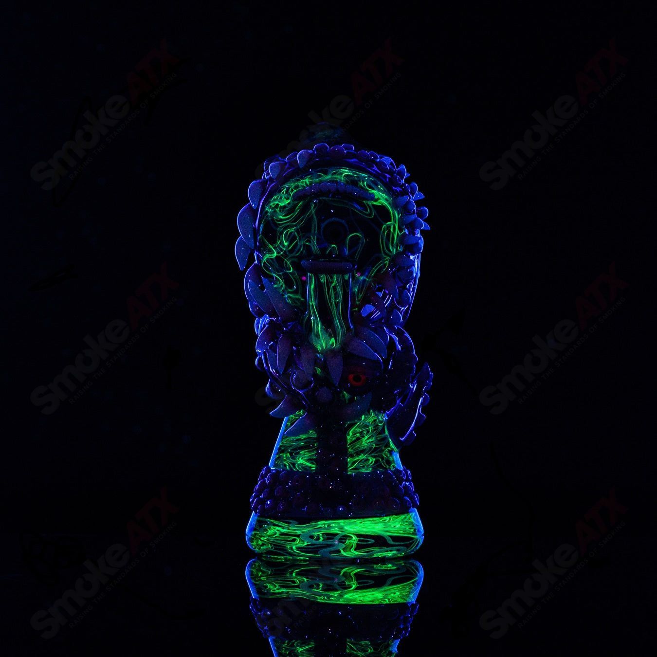 UV ReCurl by Scomo Moanet Salt Glass concentrate rig with Toro and Salt Grail, featuring vibrant UV-reactive glass design.