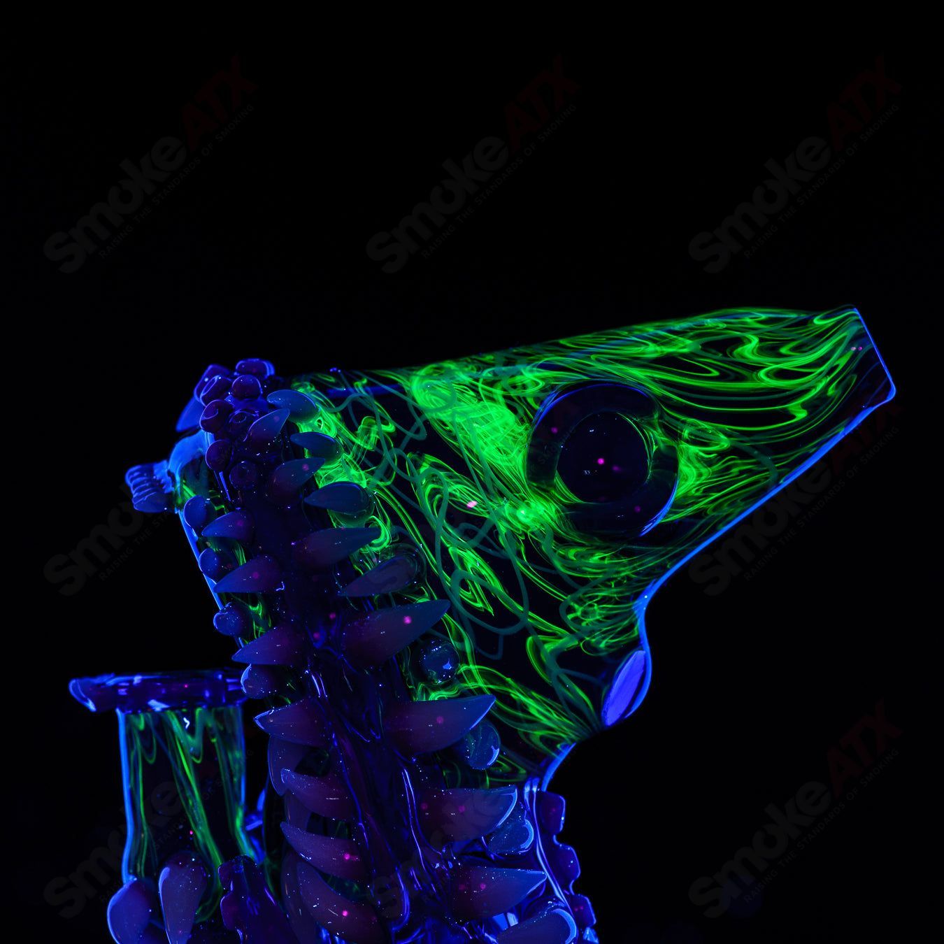 Salt Glass UV ReCurl by Scomo Moanet concentrate rig with Salt Grail, featuring colorful heady glass design and UV-reactive elements.