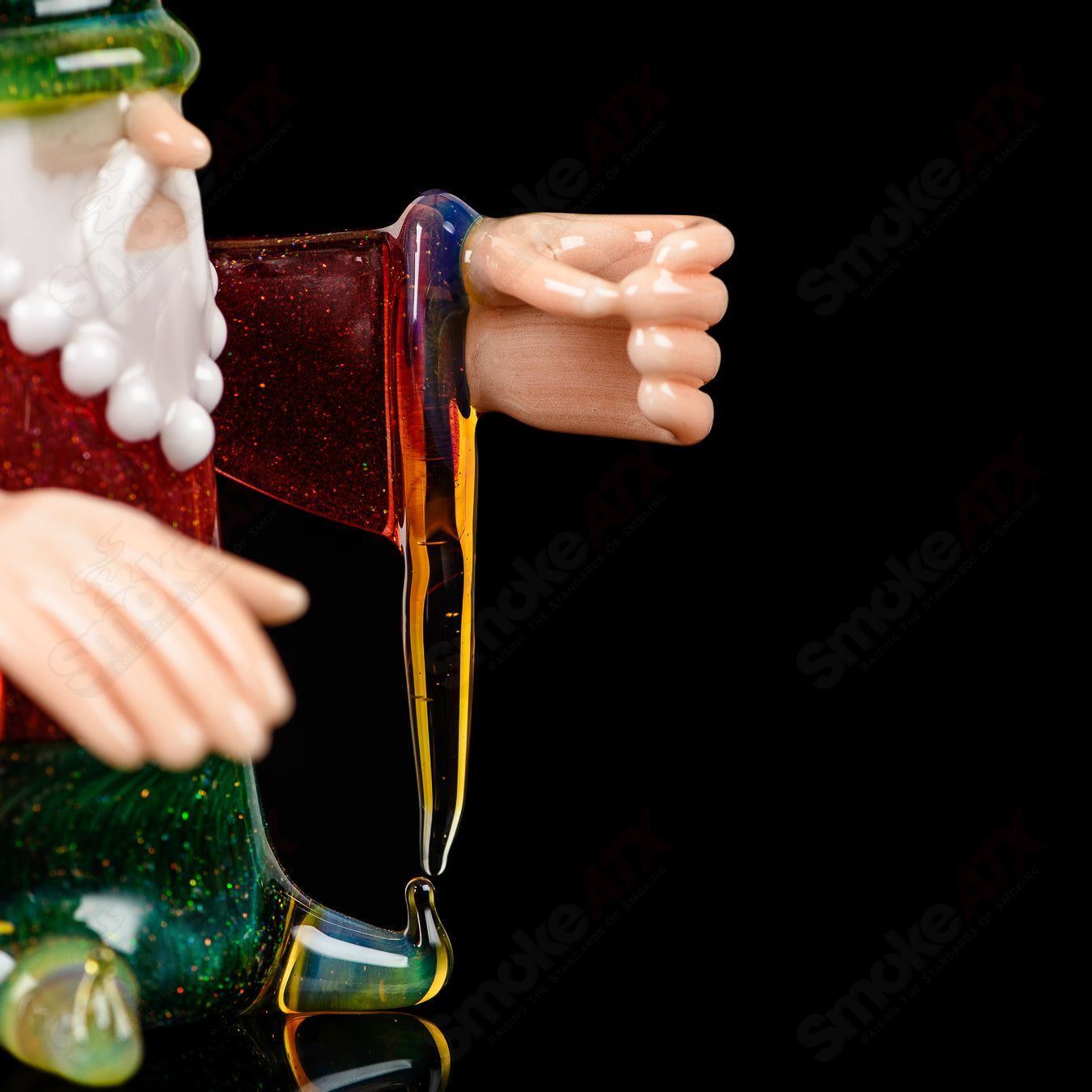 Phil Siegel Wizard Rig Classic, a heady glass concentrate rig with intricate design and clear glass accents.
